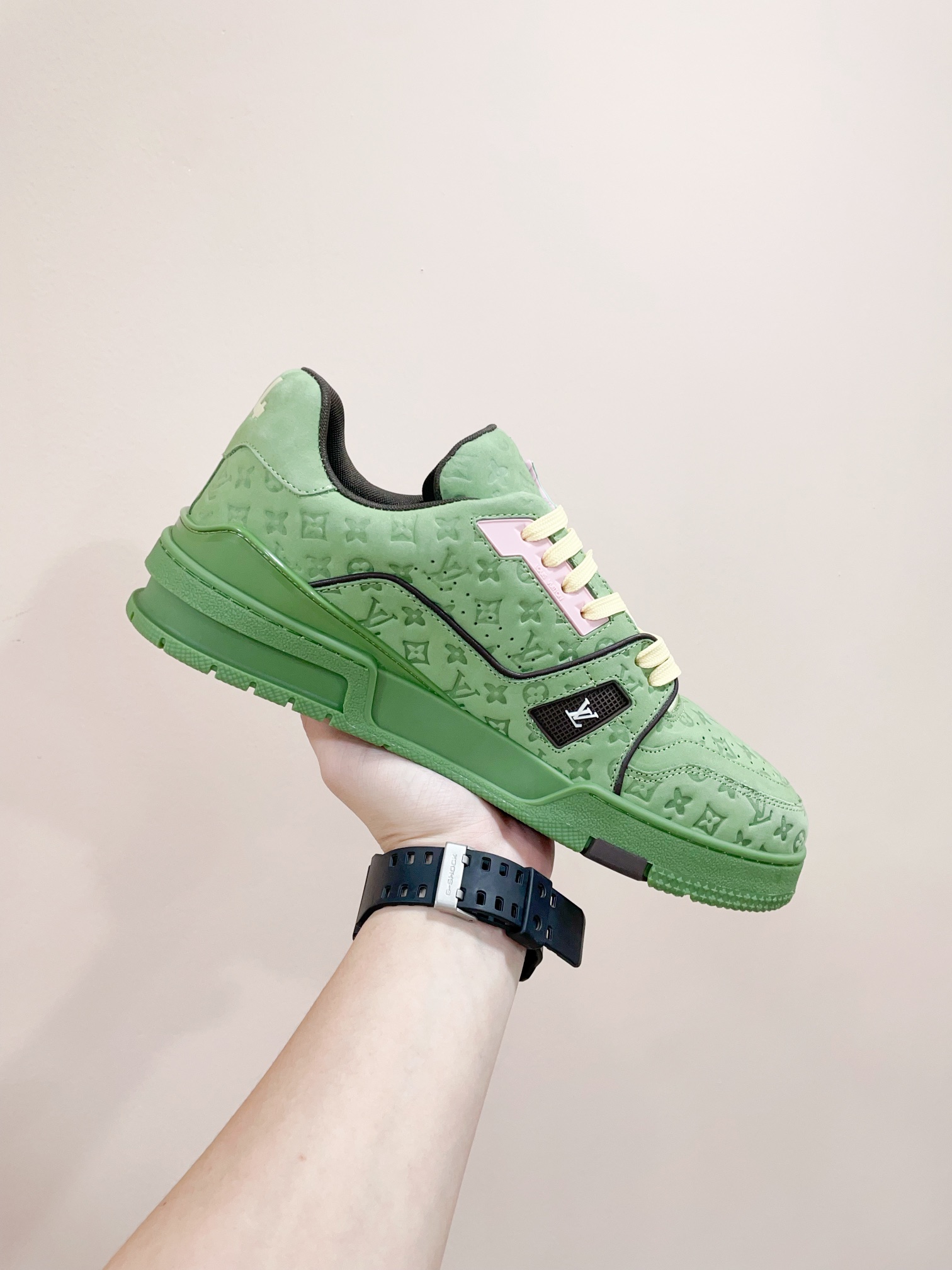 Louis Vuitton Sneakers M-l