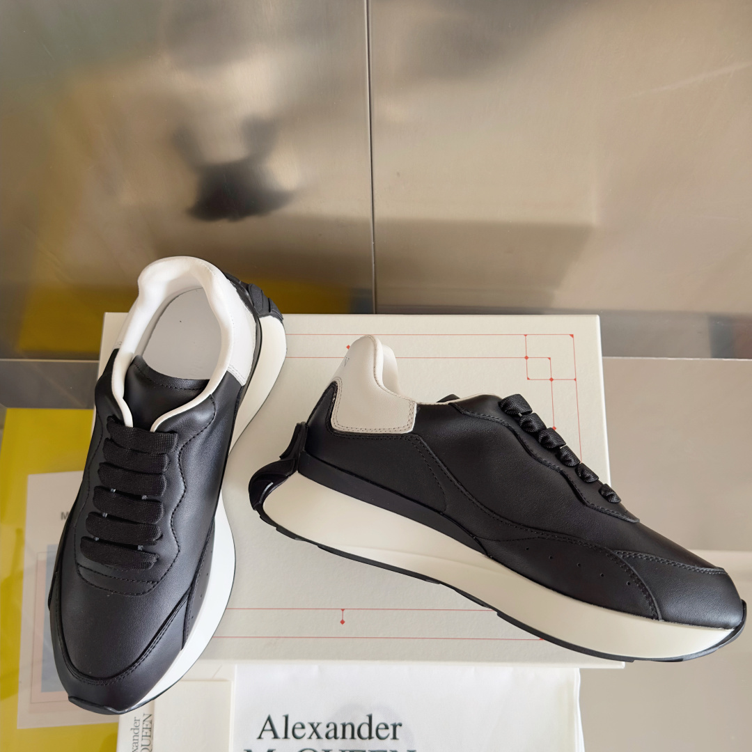 Alexander Mcqueen Male Sneakers White M-l-s