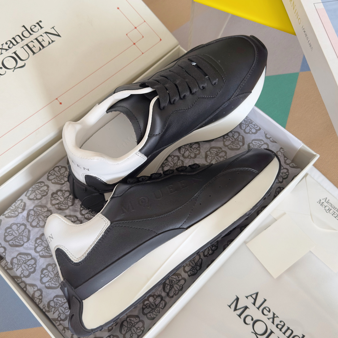 Alexander Mcqueen Male Sneakers White M-l-s