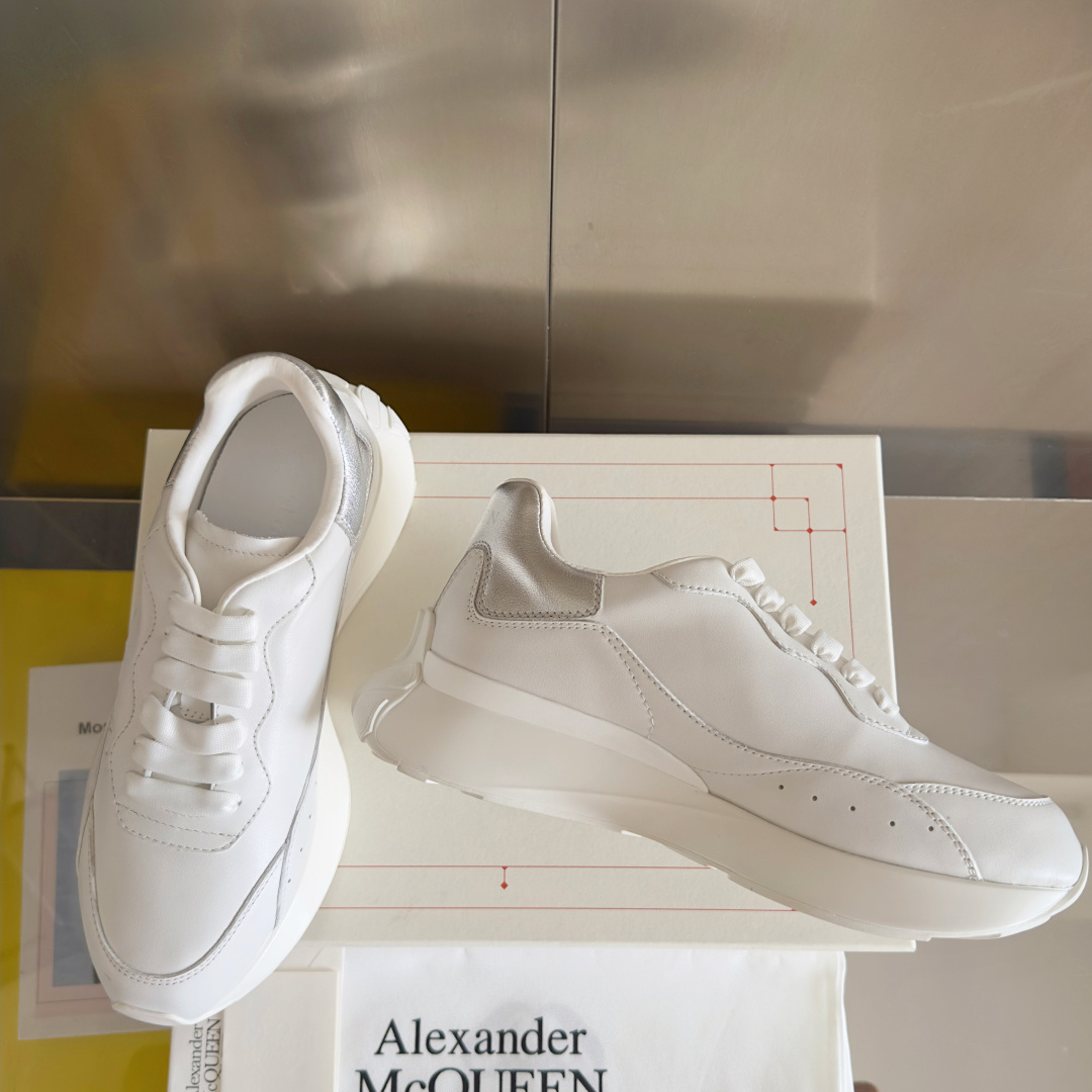 Alexander Mcqueen Male Sneakers White M-l-s