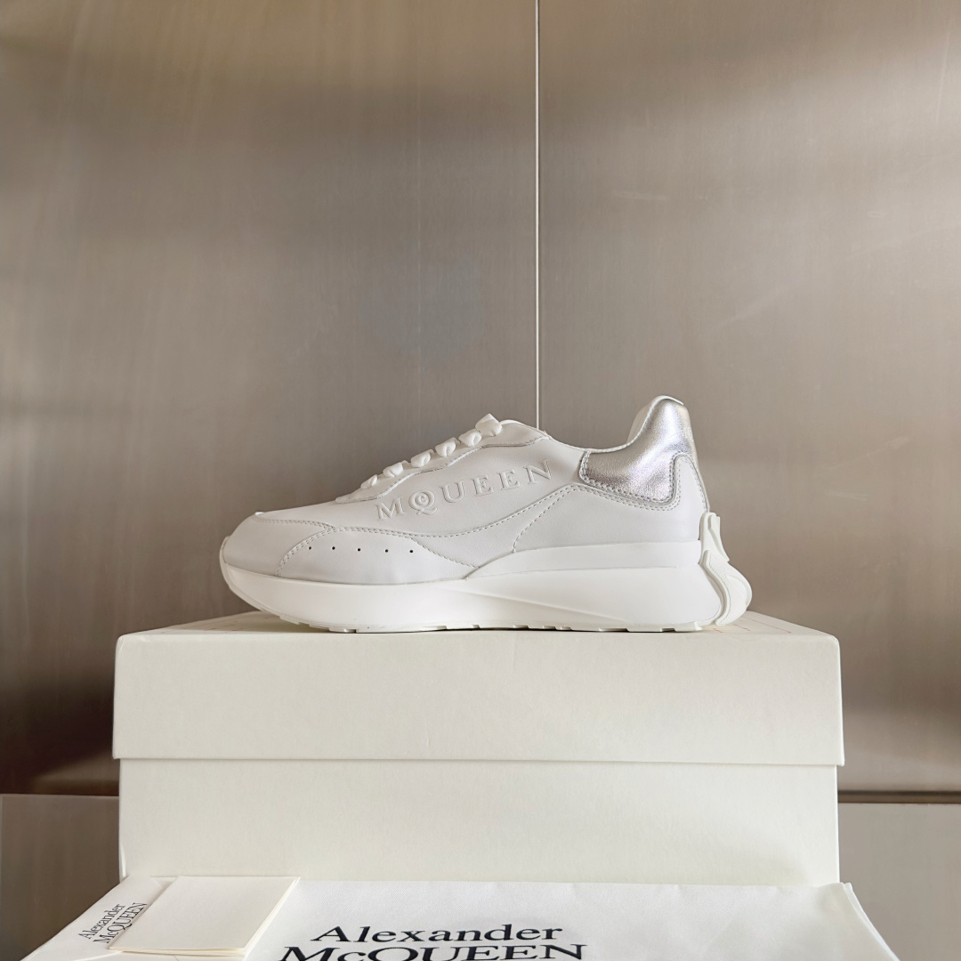 Alexander Mcqueen Male Sneakers White M-l-s