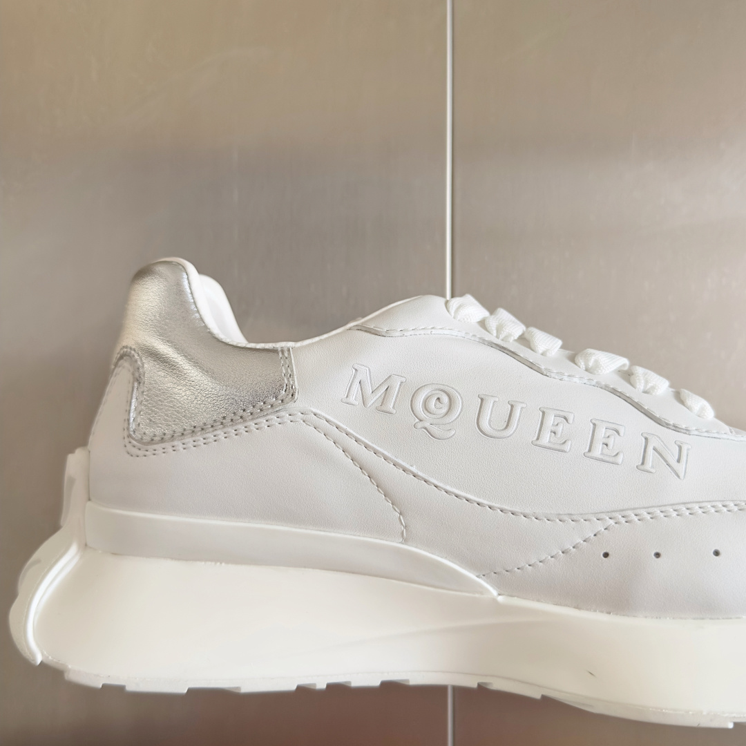 Alexander Mcqueen Male Sneakers White M-l-s