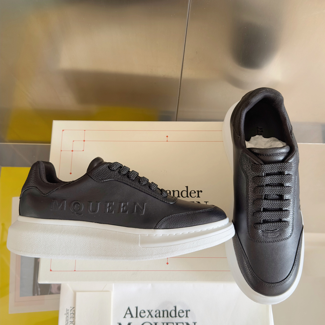 Alexander Mcqueen Male Sneakers White M-l-s