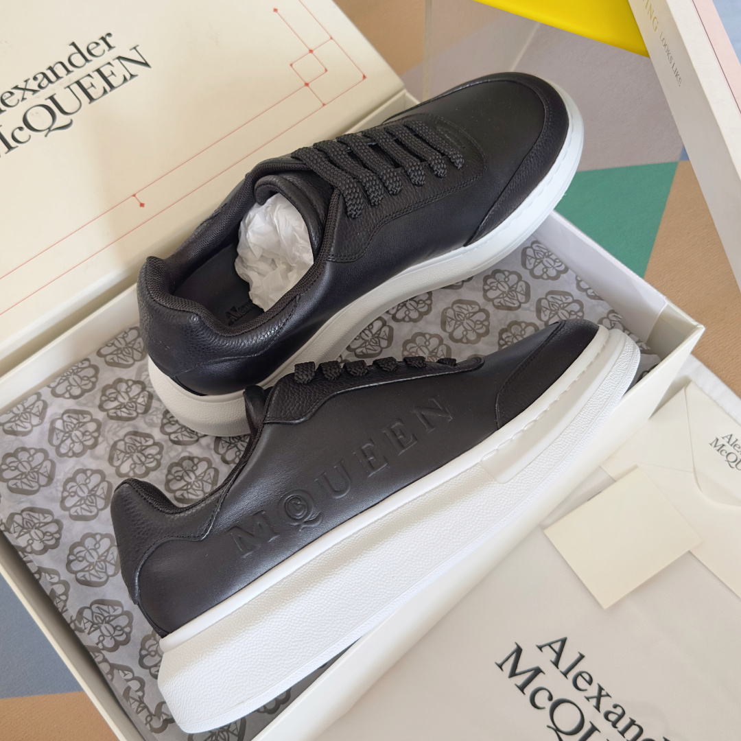 Alexander Mcqueen Male Sneakers White M-l-s