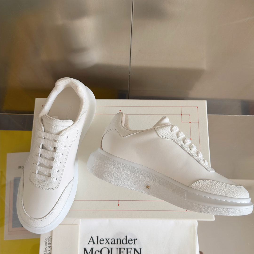 Alexander Mcqueen Male Sneakers White M-l-s