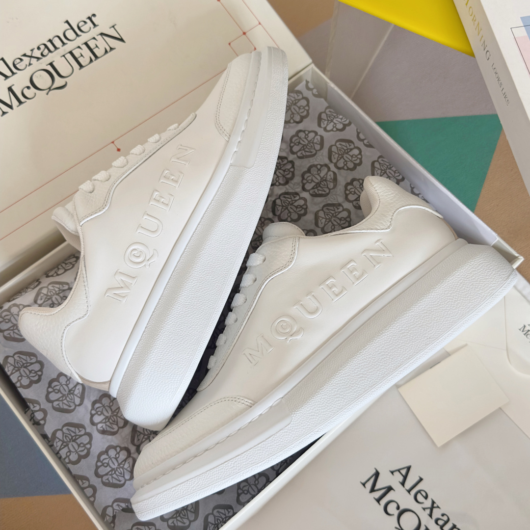 Alexander Mcqueen Male Sneakers White M-l-s