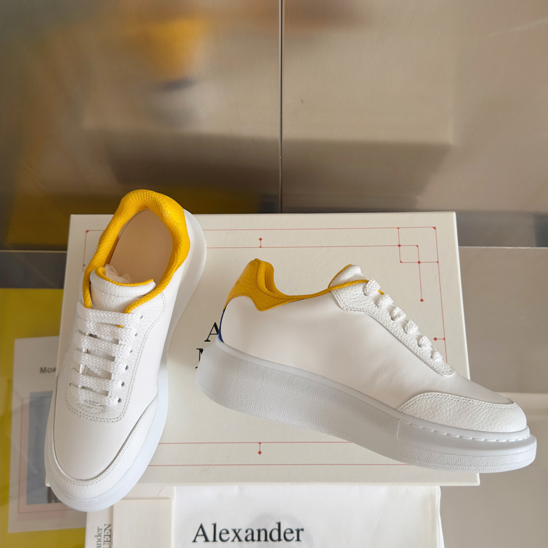 Alexander Mcqueen Male Sneakers White M-l-s