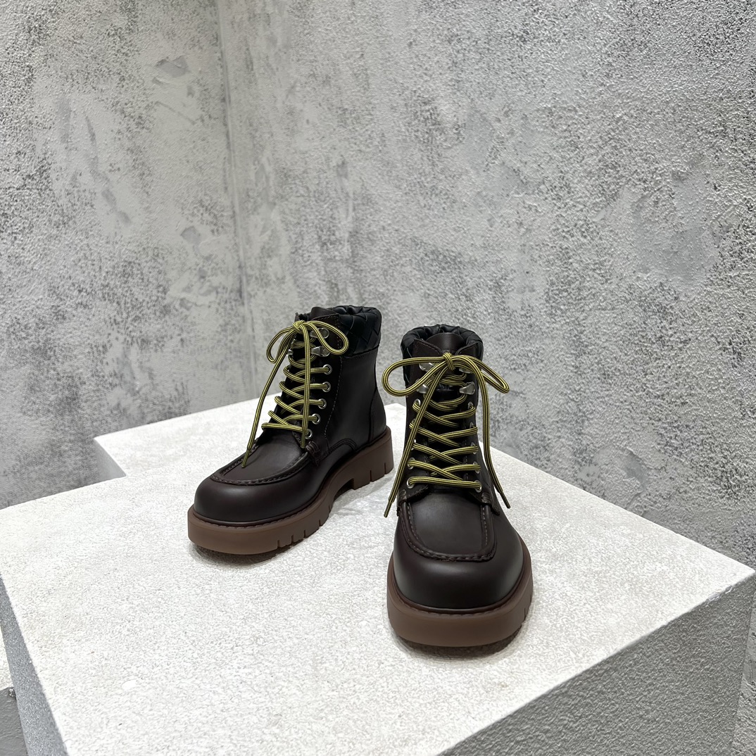 Bottega Veneta Dr. Martens Male Boots M-s