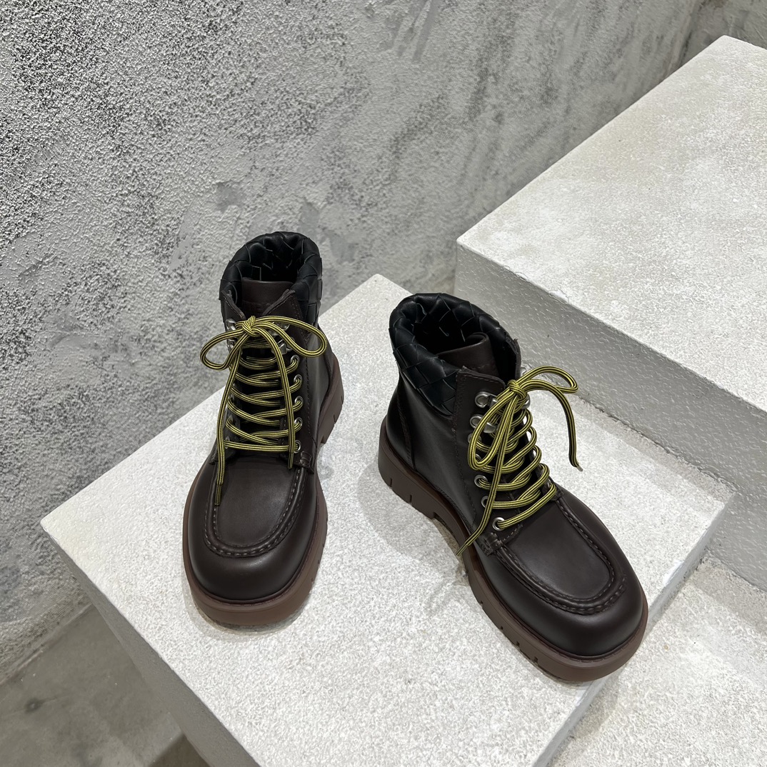 Bottega Veneta Dr. Martens Male Boots M-s