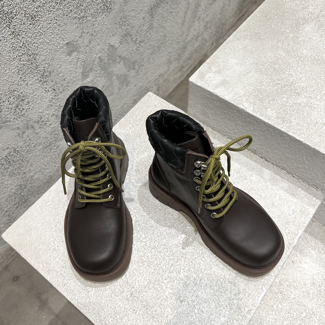 Bottega Veneta Dr. Martens Female Boots M-s