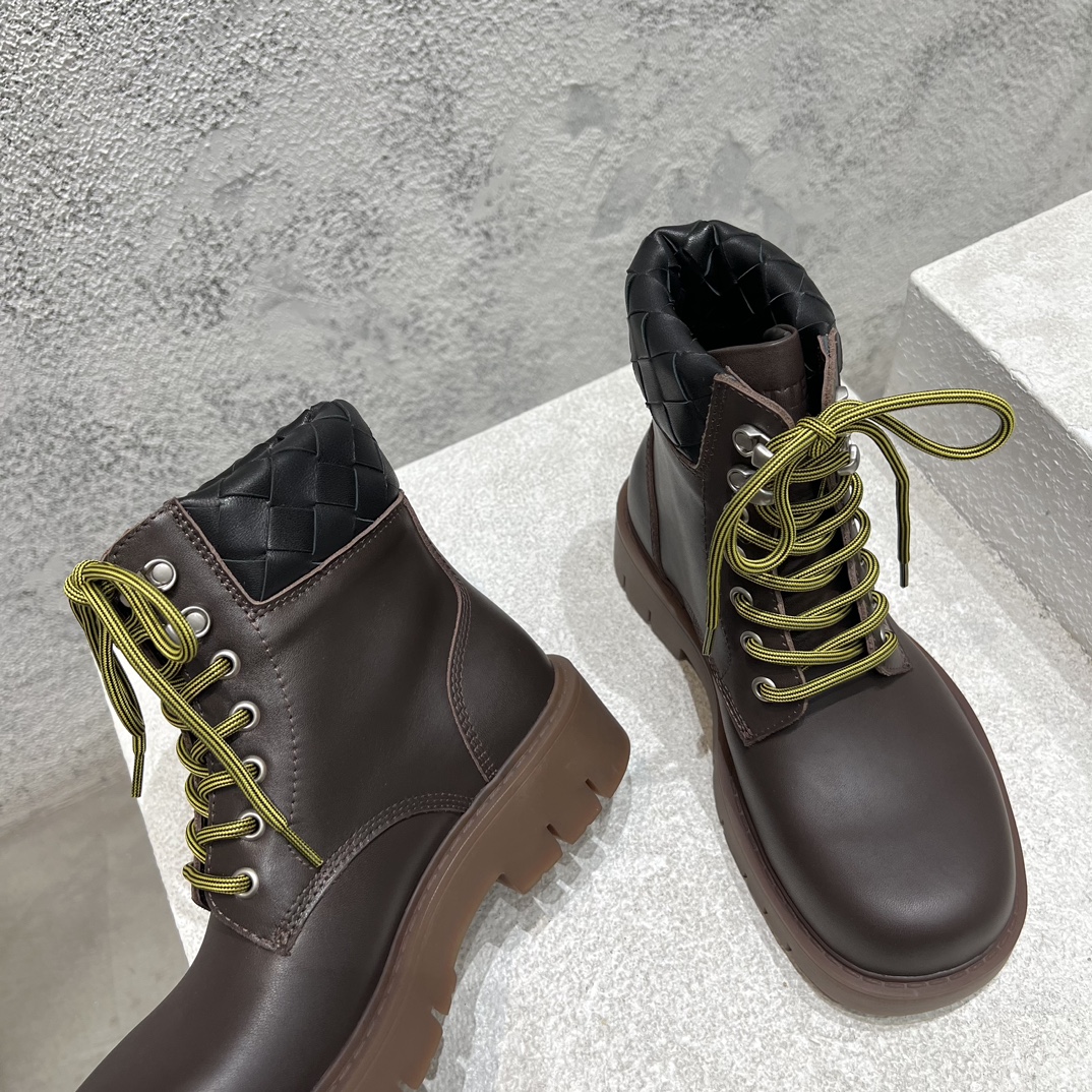 Bottega Veneta Dr. Martens Female Boots M-s