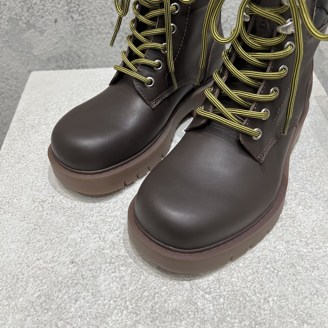 Bottega Veneta Dr. Martens Female Boots M-s