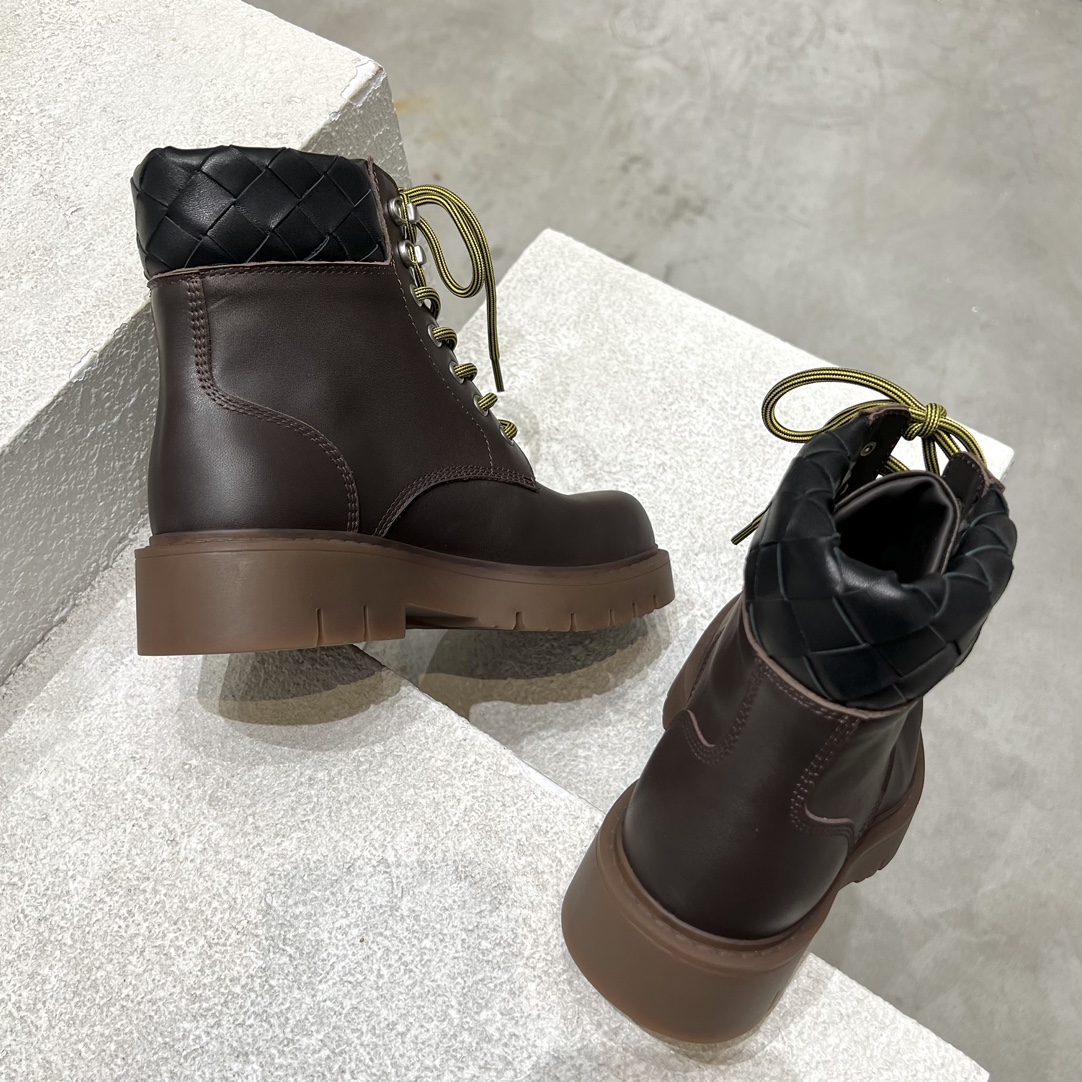 Bottega Veneta Dr. Martens Female Boots M-s