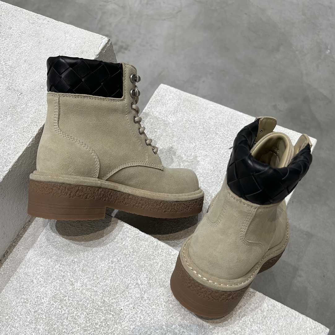 Bottega Veneta Dr. Martens Boots M-s