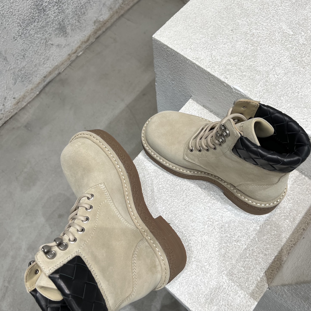 Bottega Veneta Dr. Martens Boots M-s