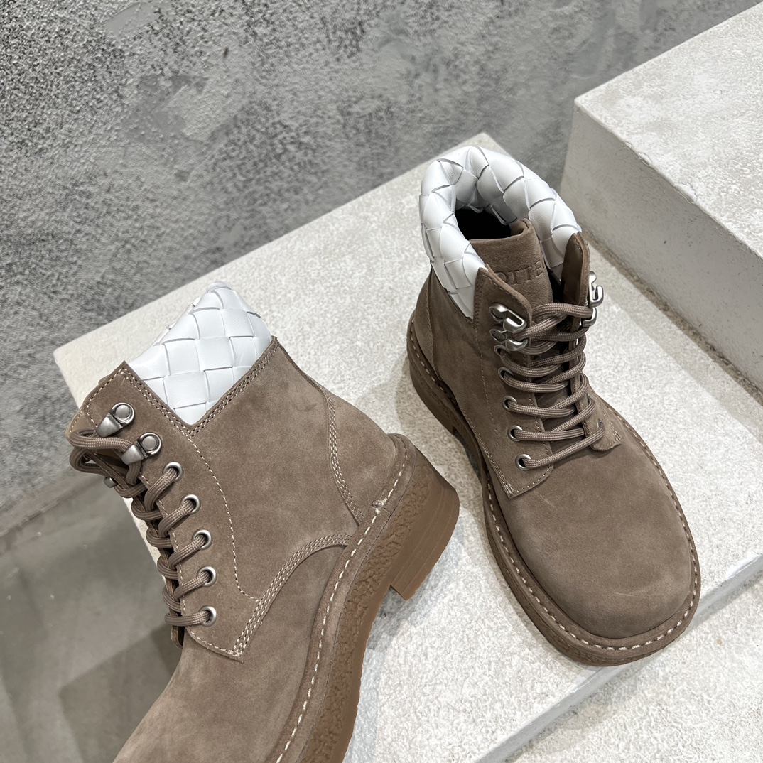 Bottega Veneta Dr. Martens Boots M-s