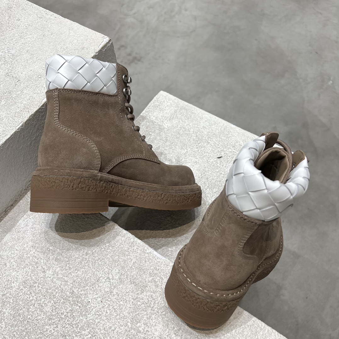 Bottega Veneta Dr. Martens Boots M-s