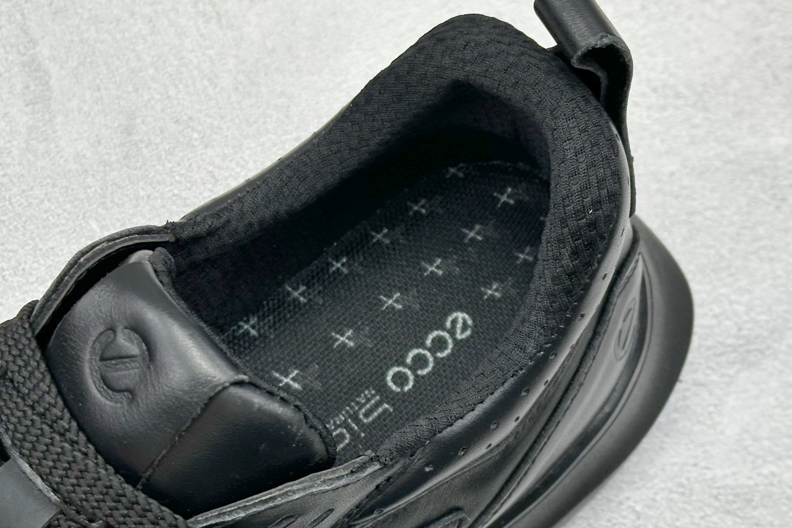 Male Running Shoes M