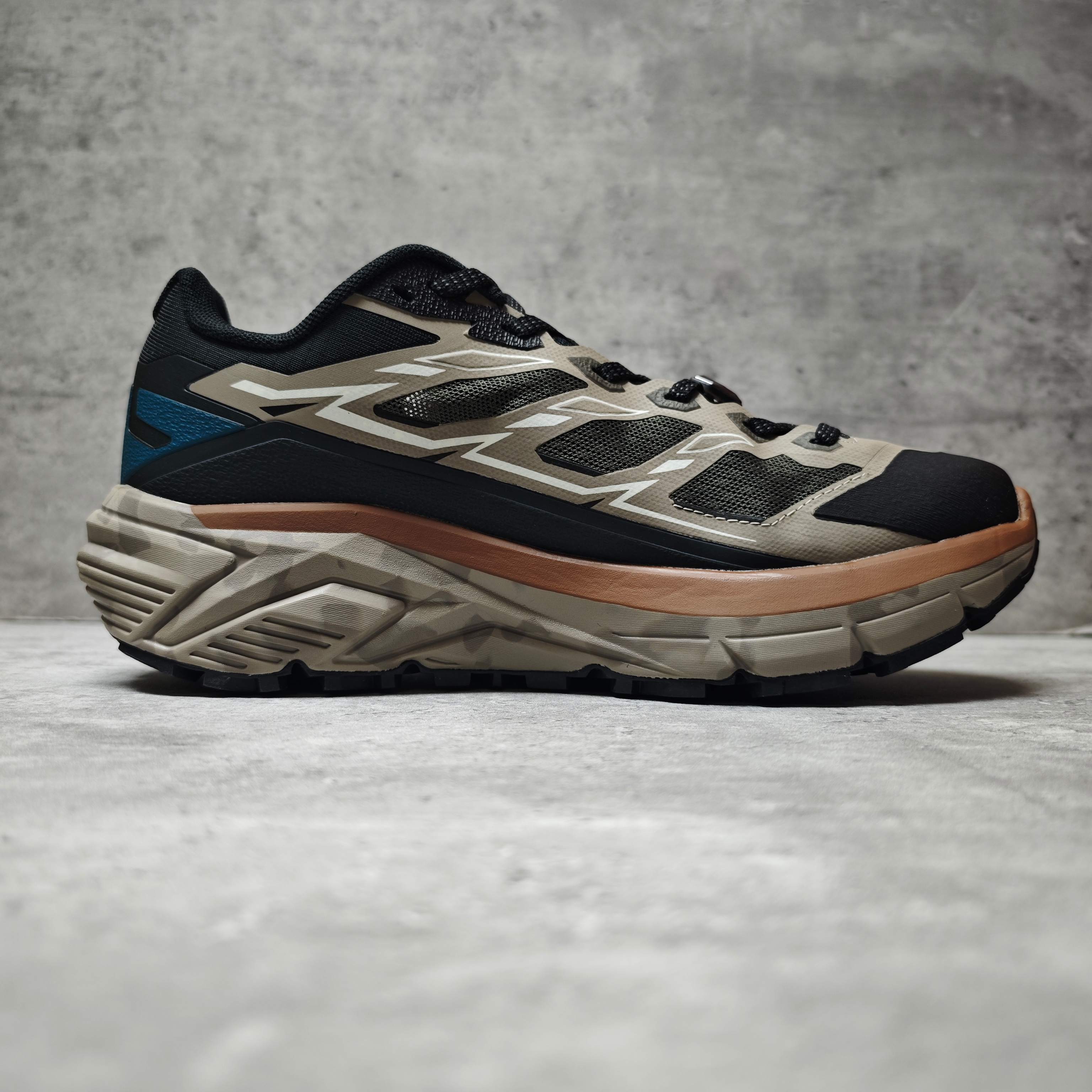 Basic Shoes Breathable L-s