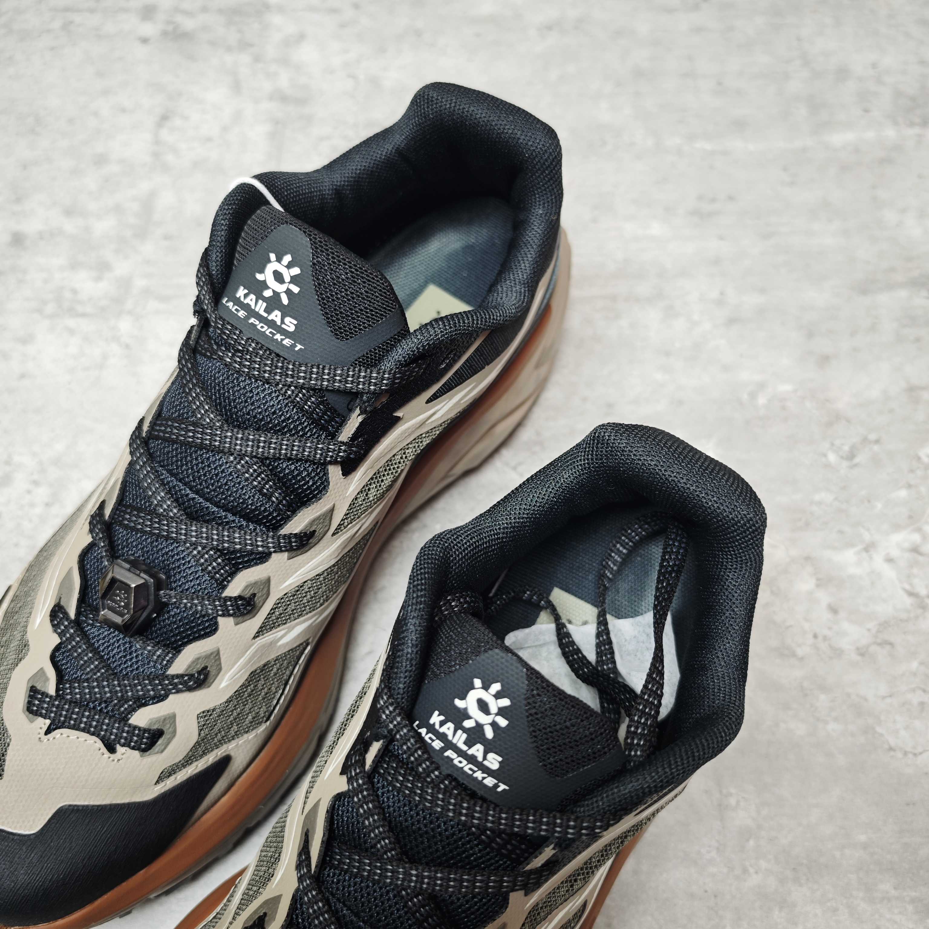 Basic Shoes Breathable L-s