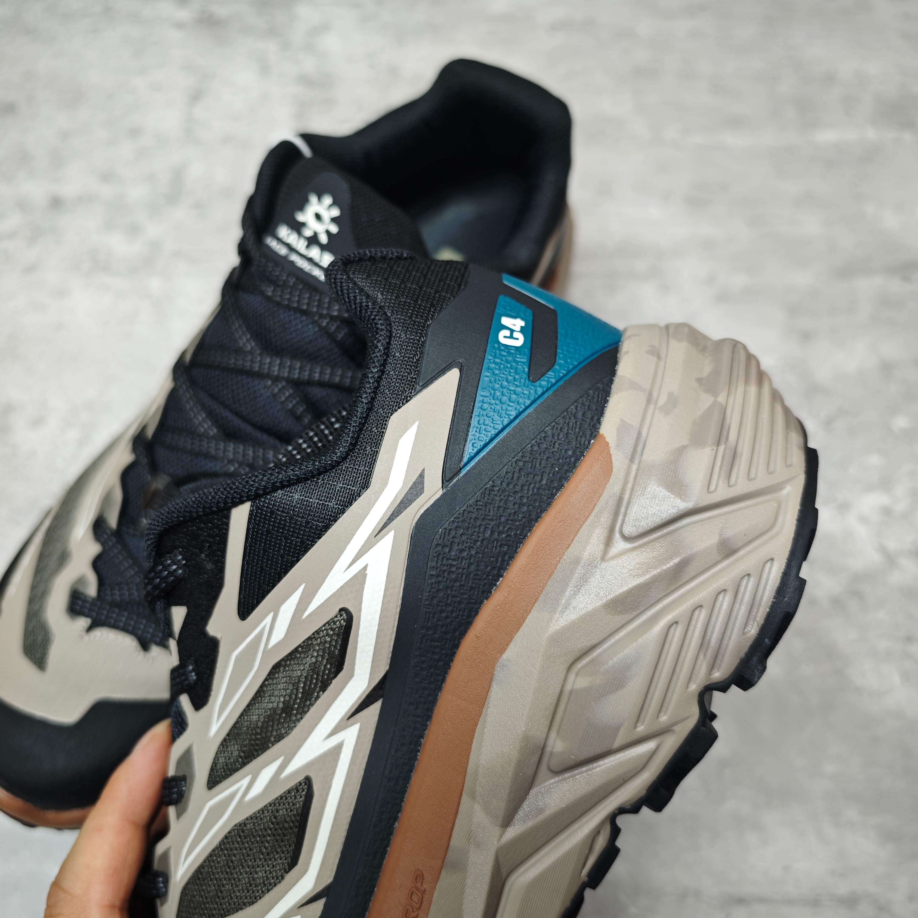 Basic Shoes Breathable L-s