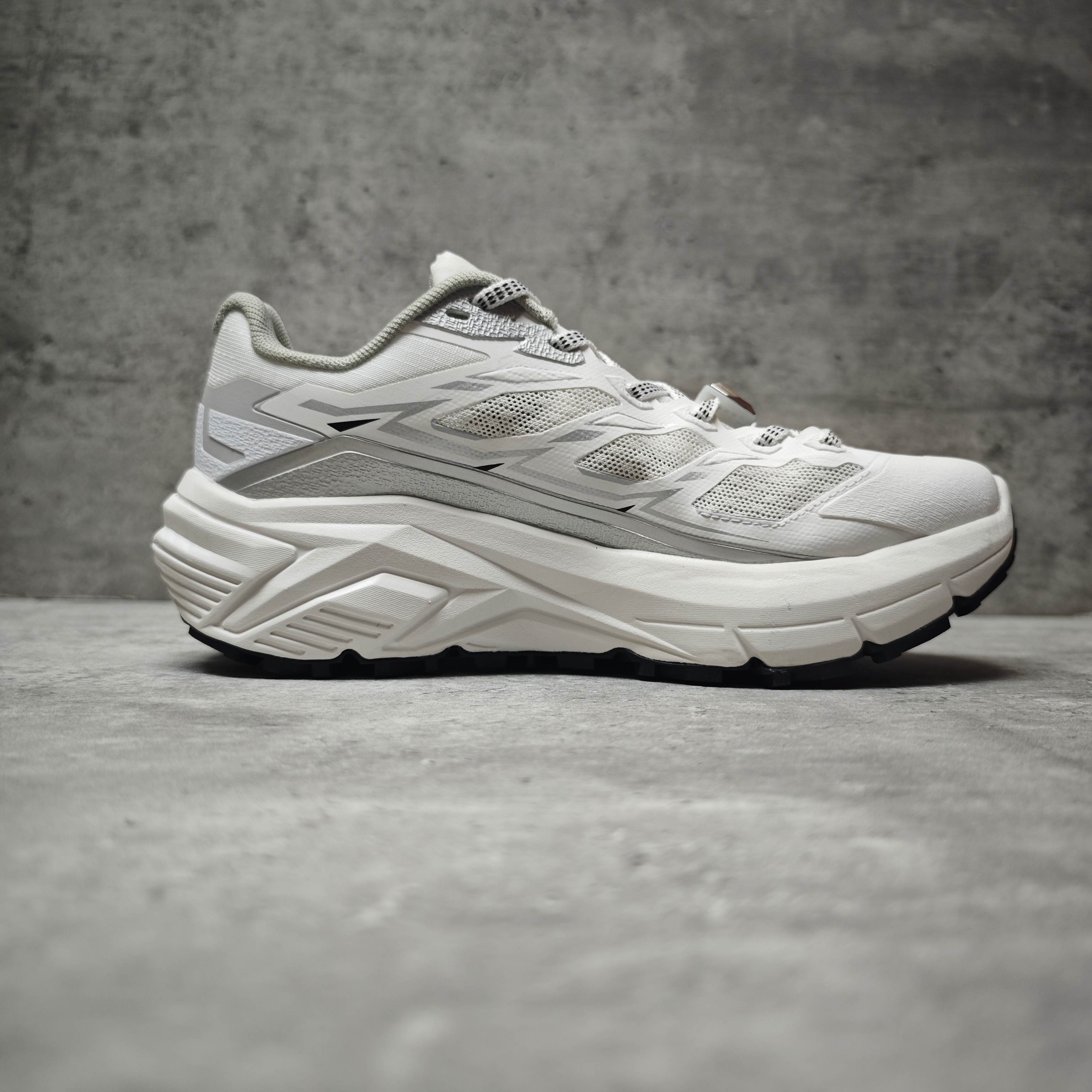 Basic Shoes Breathable L-s