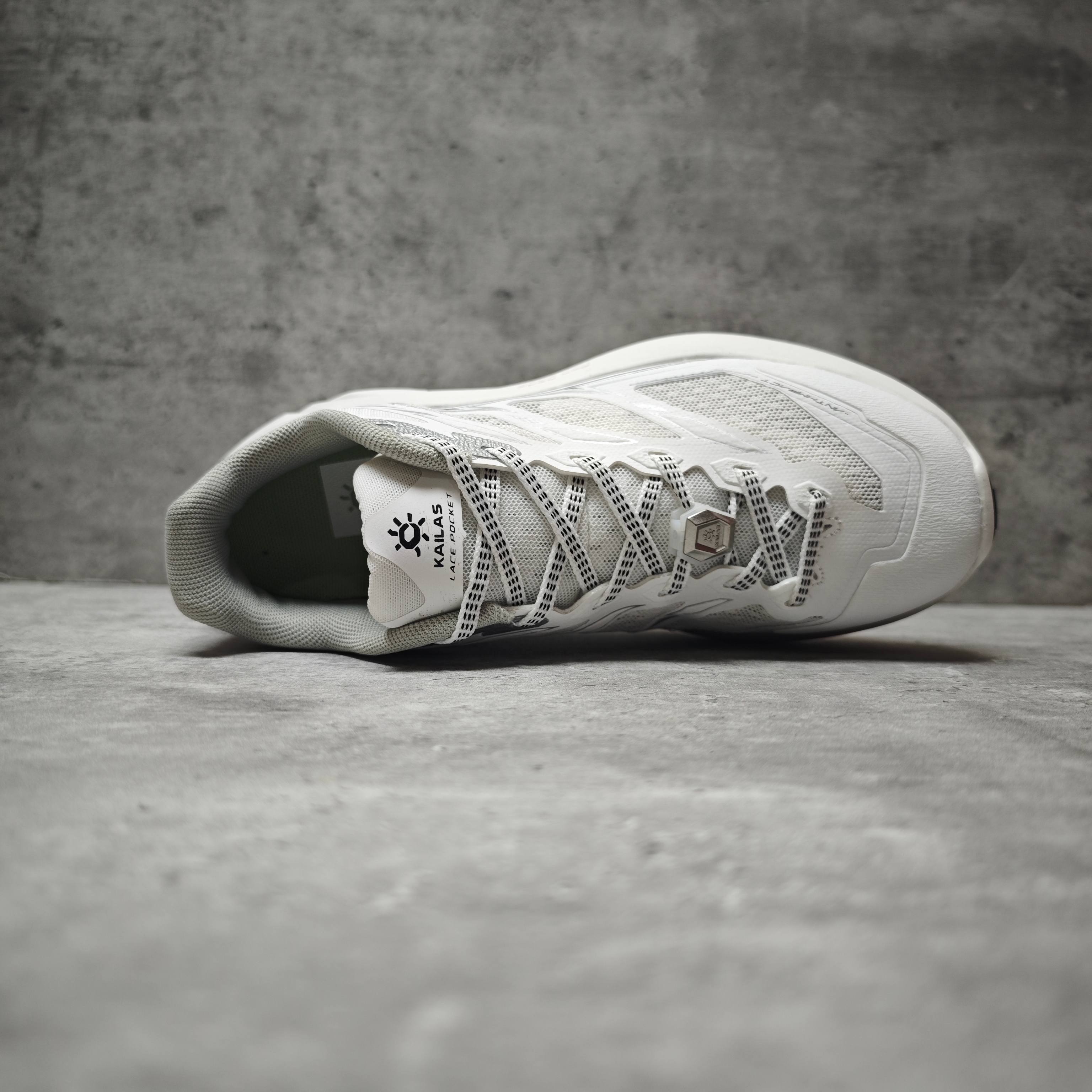 Basic Shoes Breathable L-s