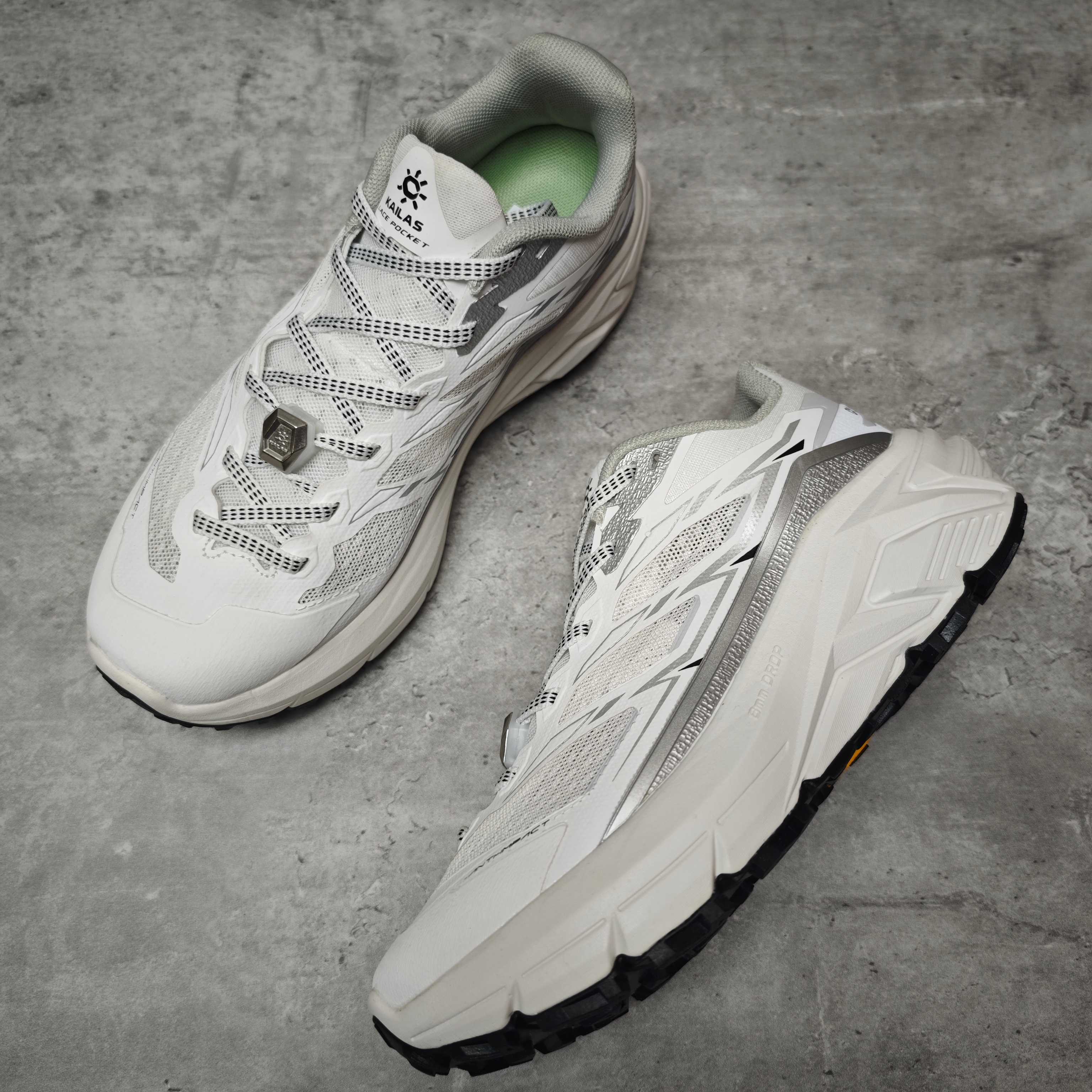 Basic Shoes Breathable L-s