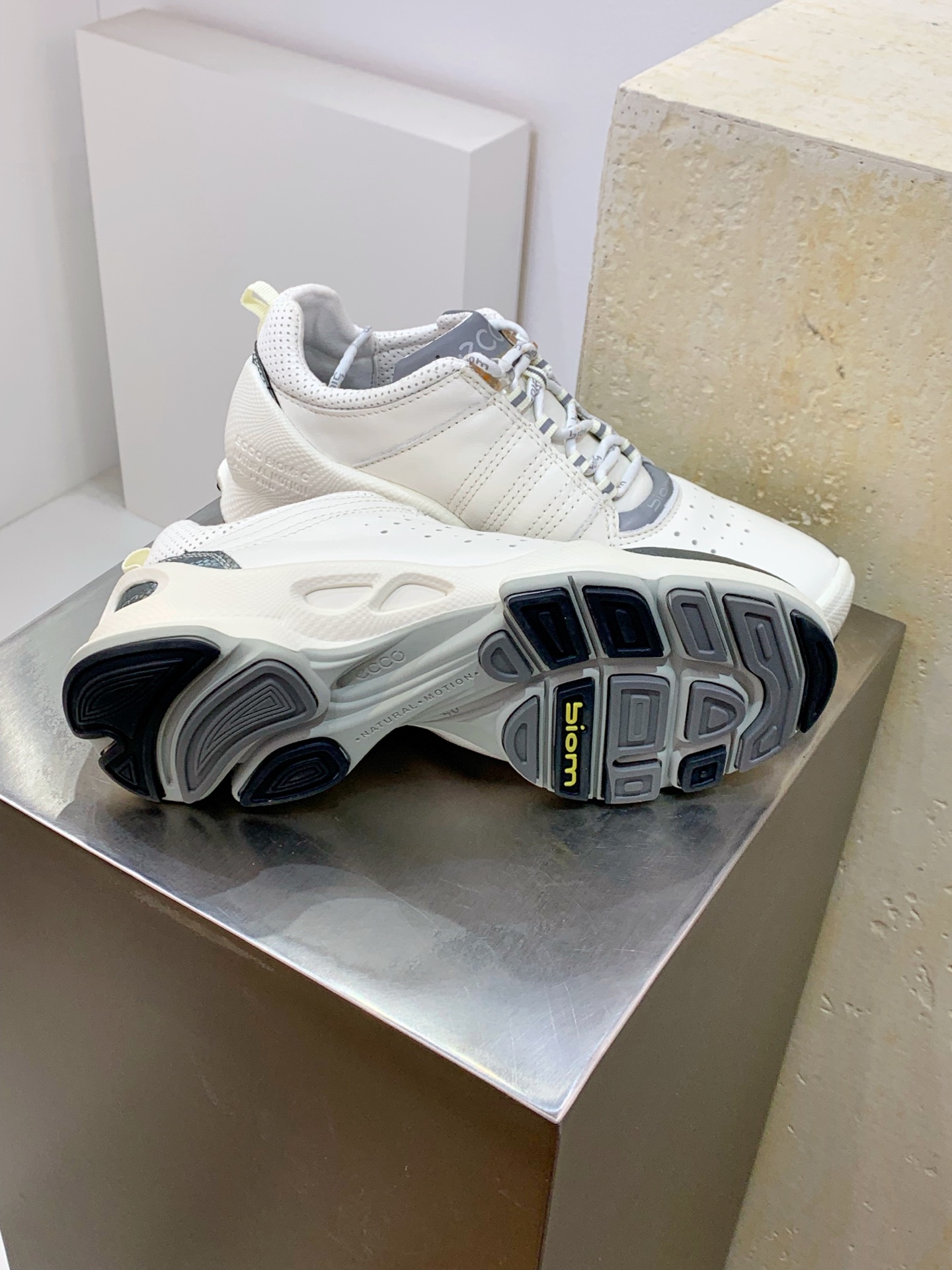 Male Sneakers Breathable M