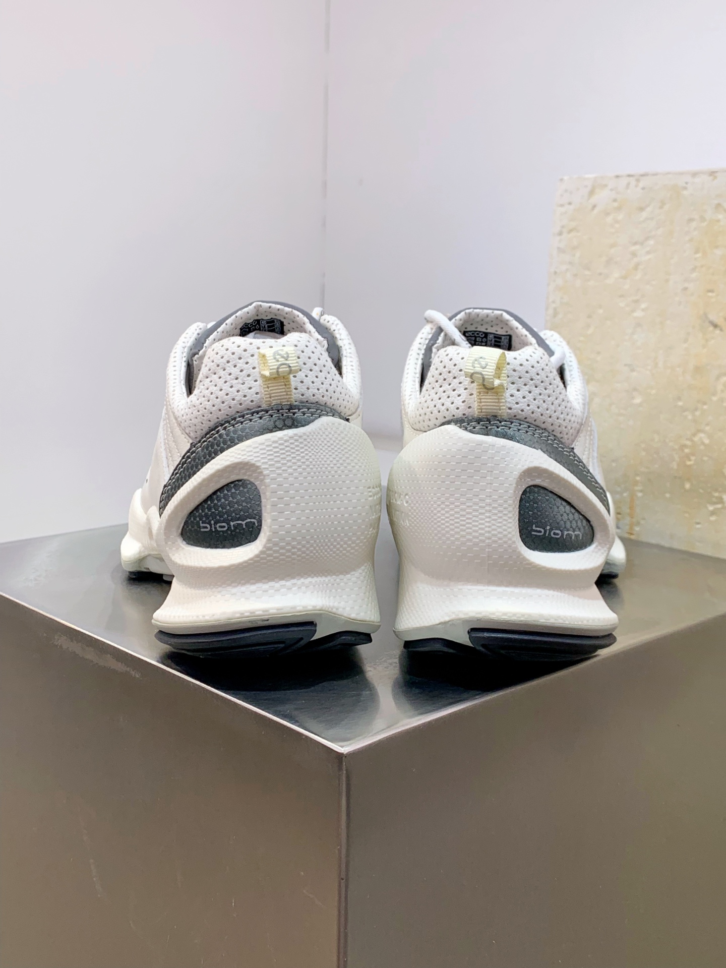 Male Sneakers Breathable M