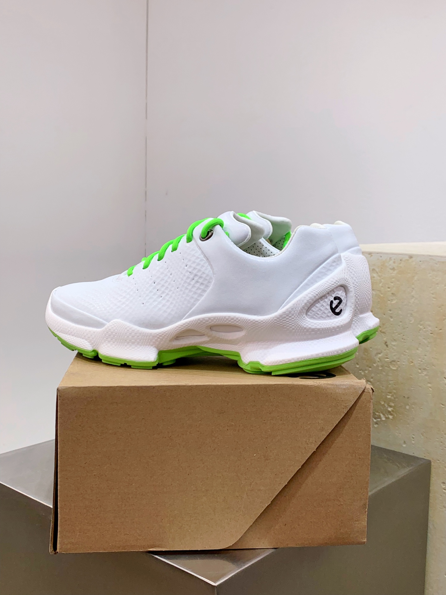 Male Sneakers Breathable M