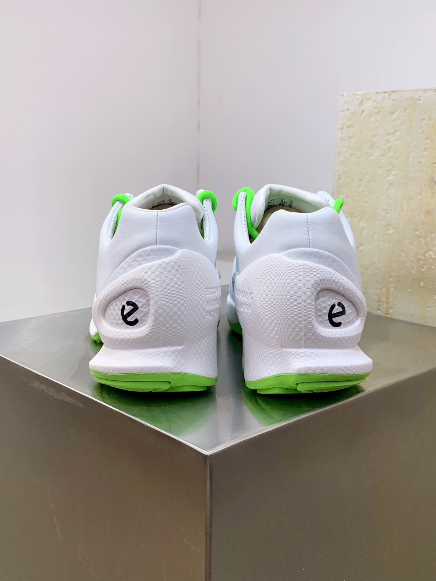 Male Sneakers Breathable M