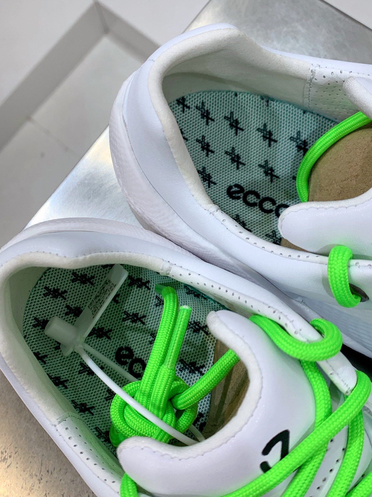 Male Sneakers Breathable M