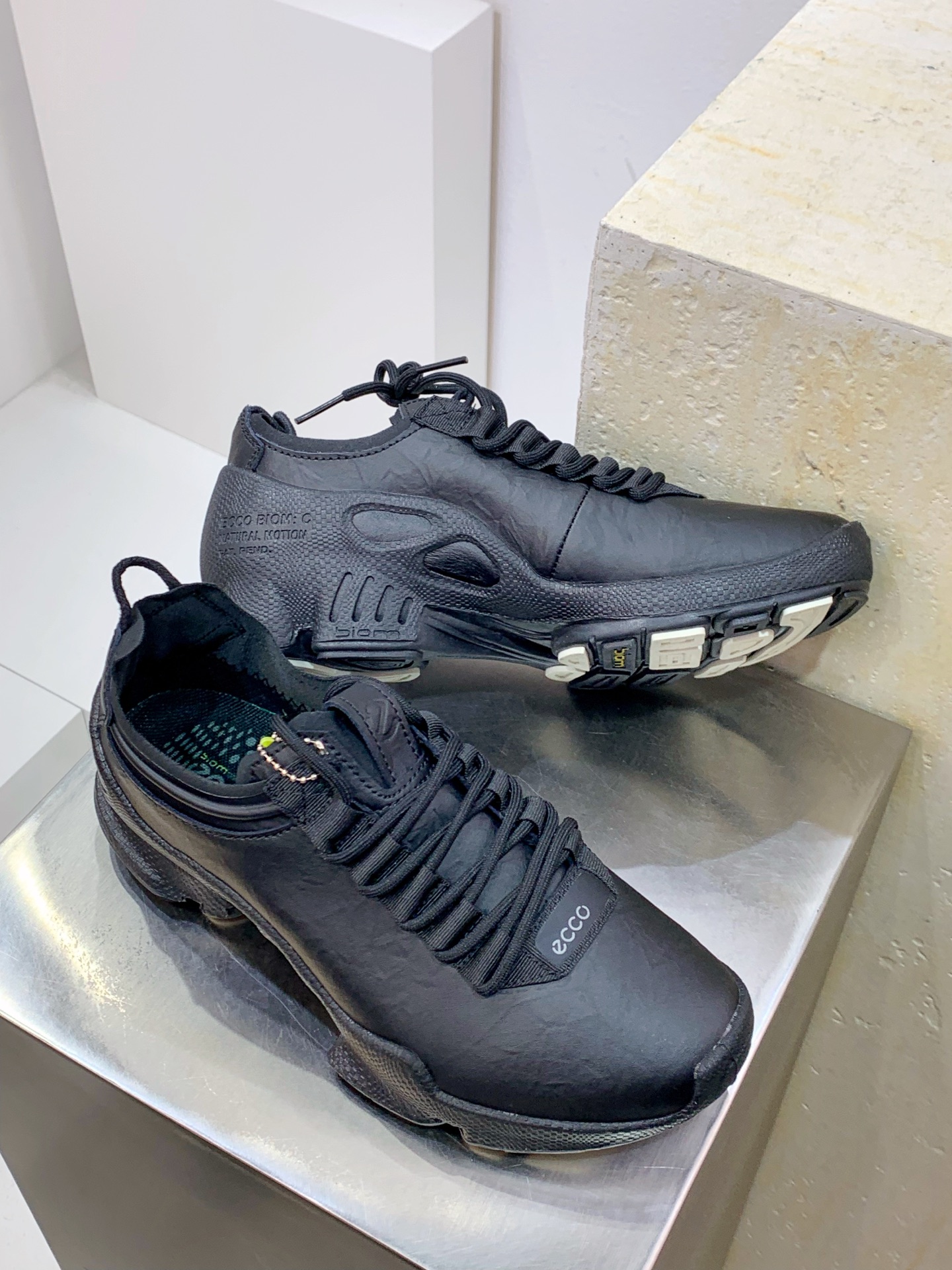 Male Sneakers M-s