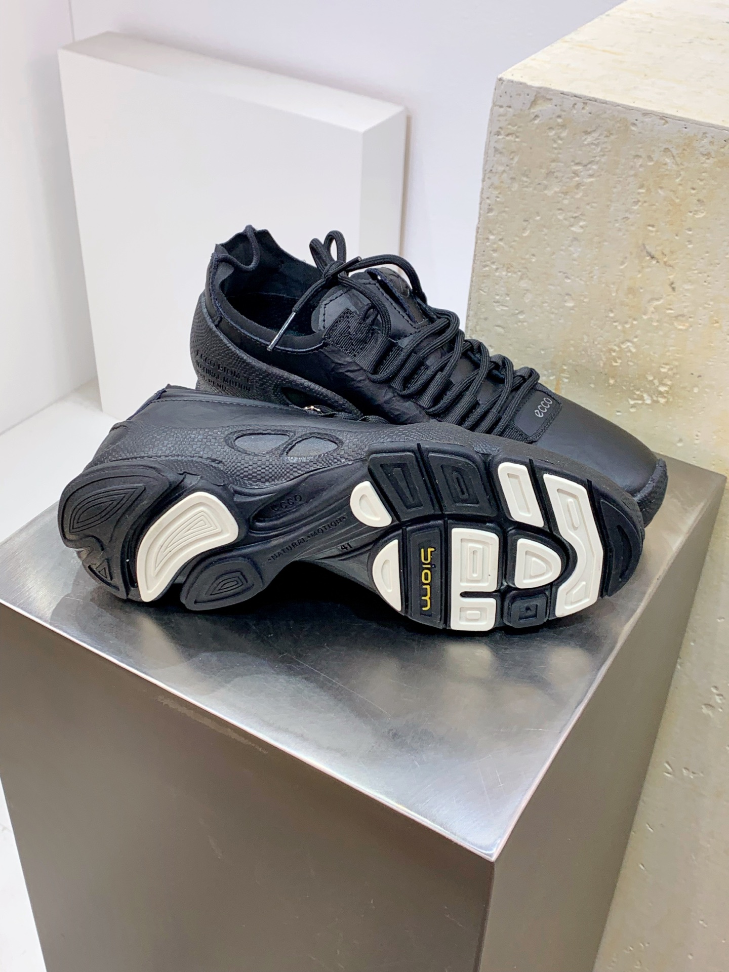 Male Sneakers M-s