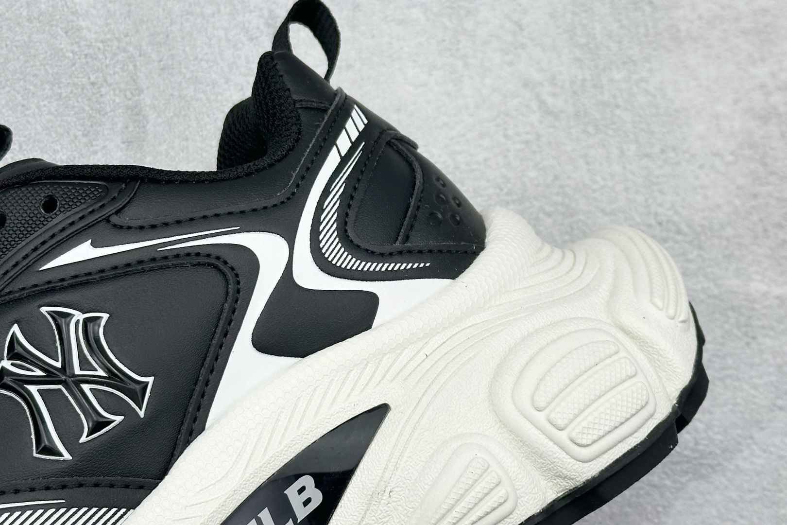 Asics Nike Running Shoes Mesh M-l-s