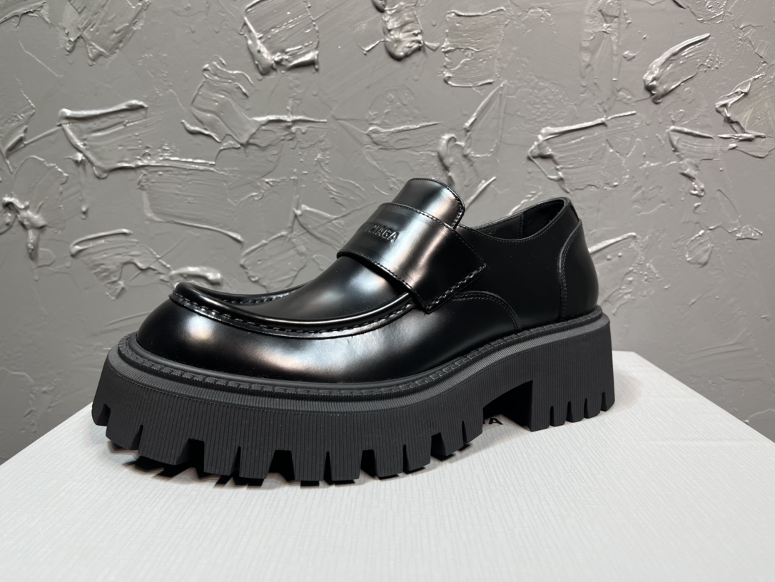 Balenciaga Loafers Cow Leather M-l