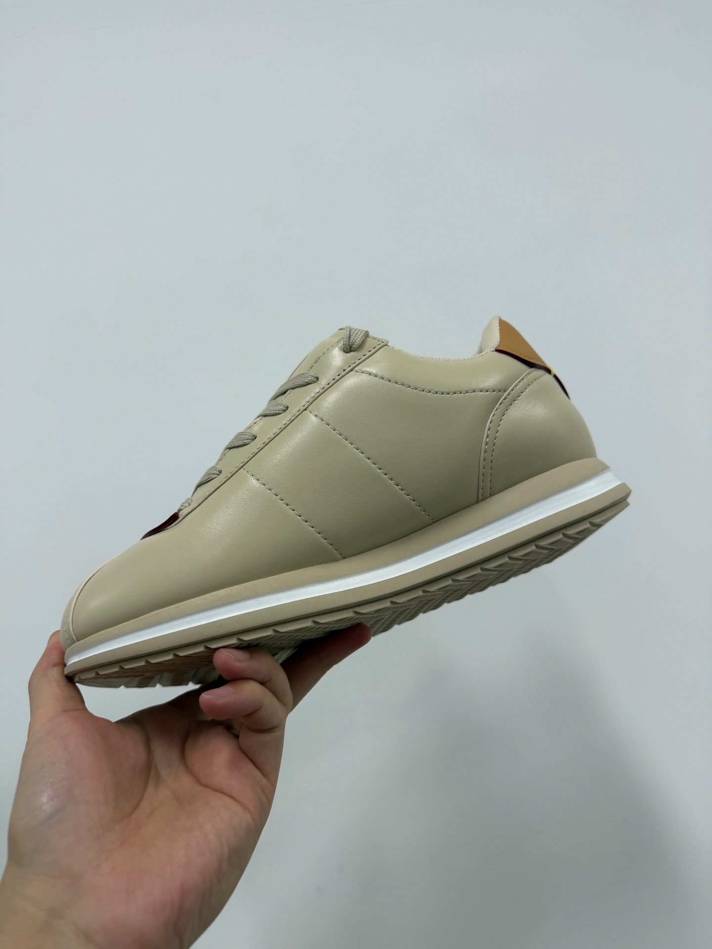 Louis Vuitton Sneakers L