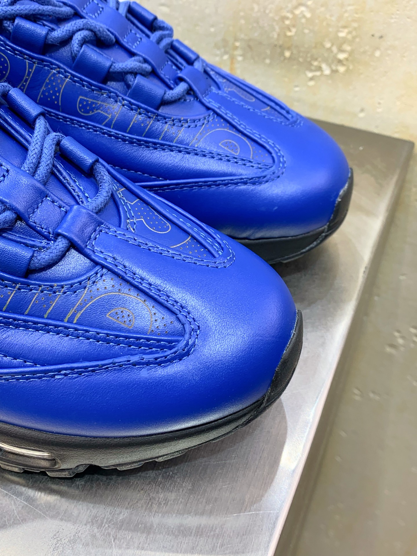 Nike Supreme Running Shoes M-l-s