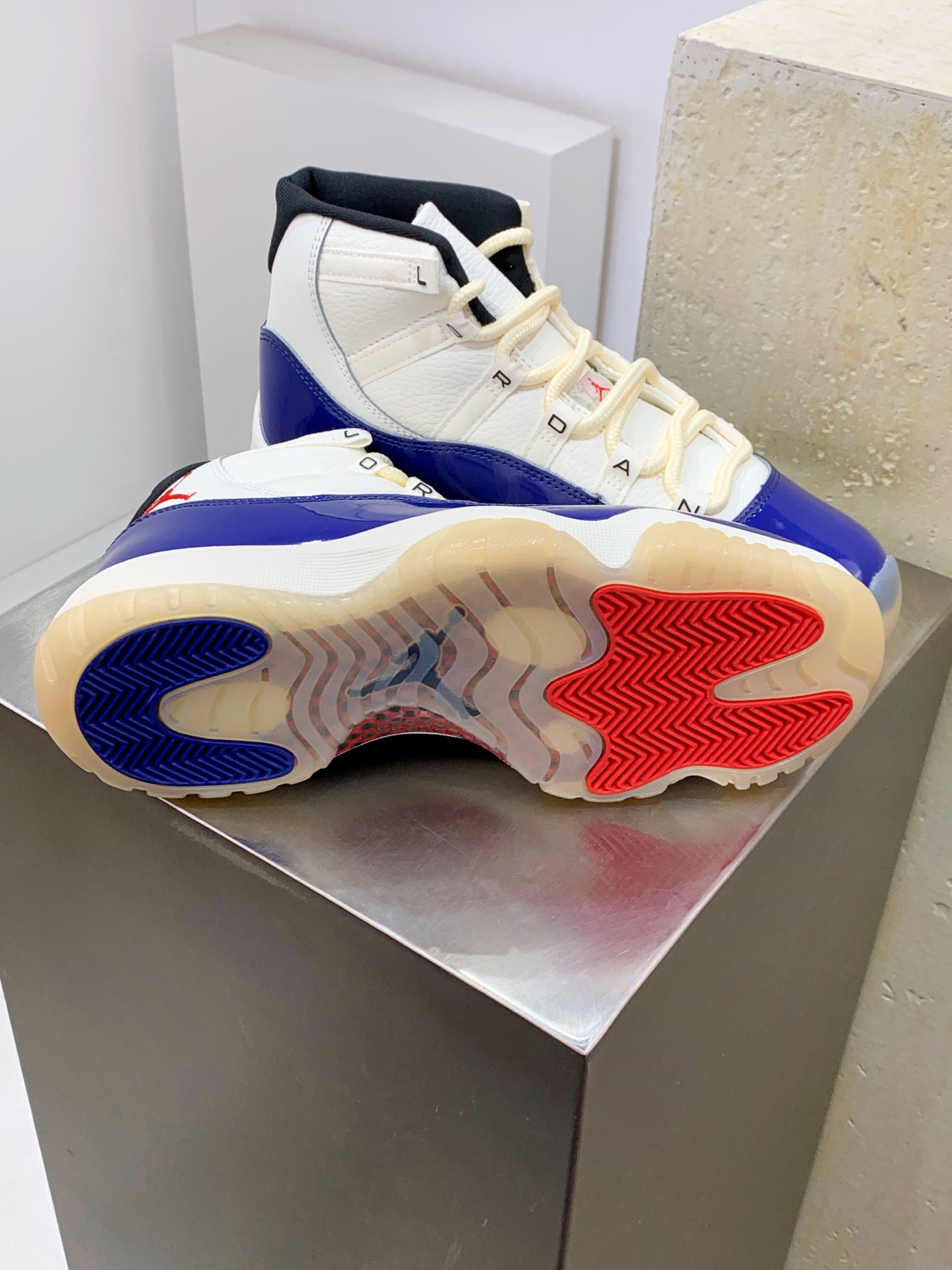 Jordan Nike Basic Shoes L-s