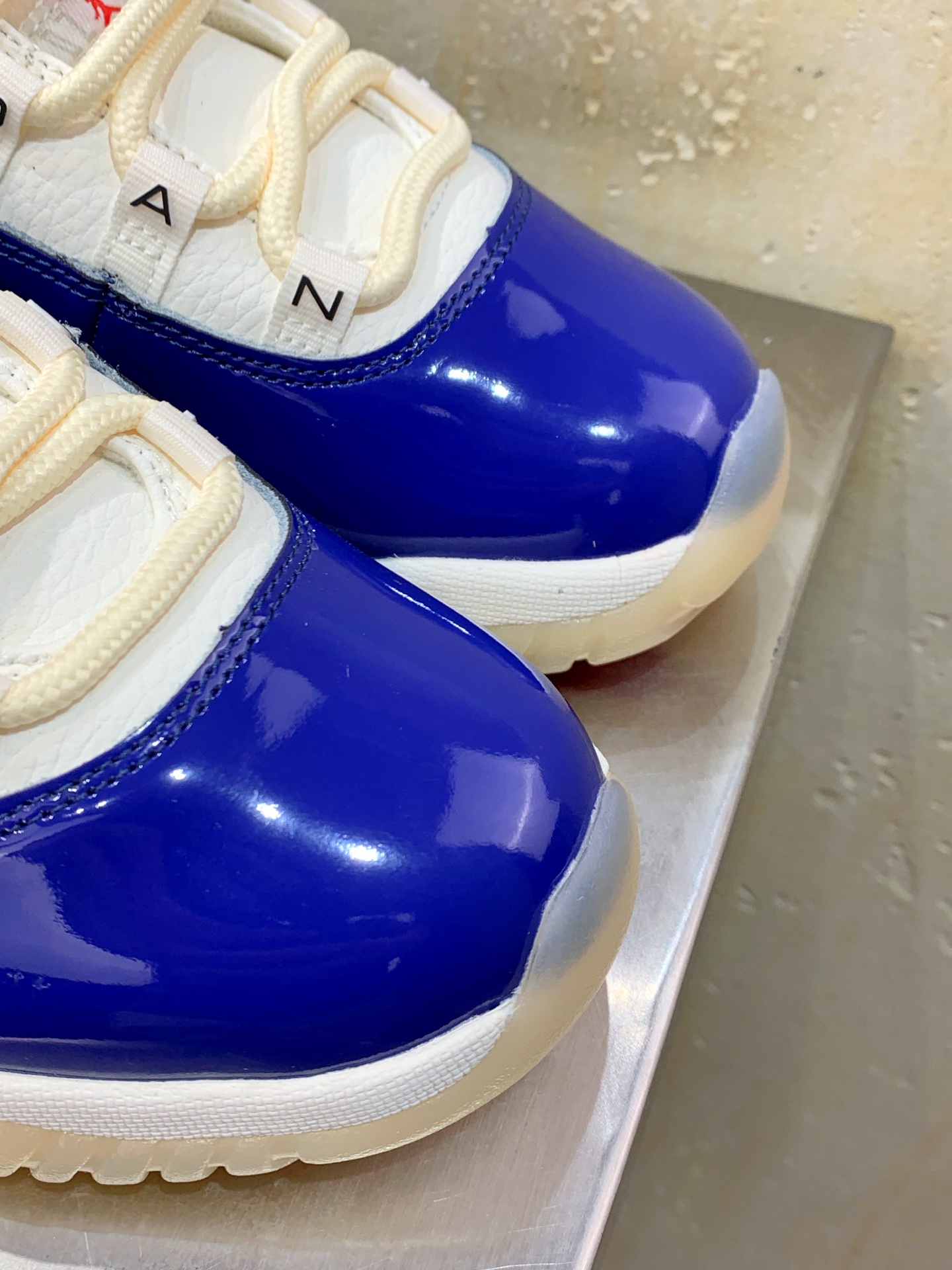 Jordan Nike Basic Shoes L-s