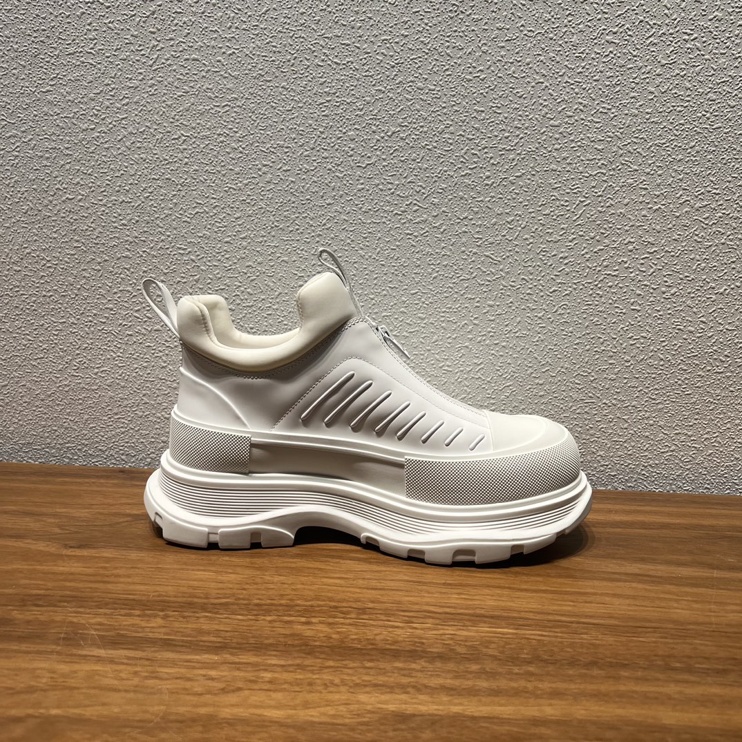 Alexander Mcqueen Male Basic Shoes M