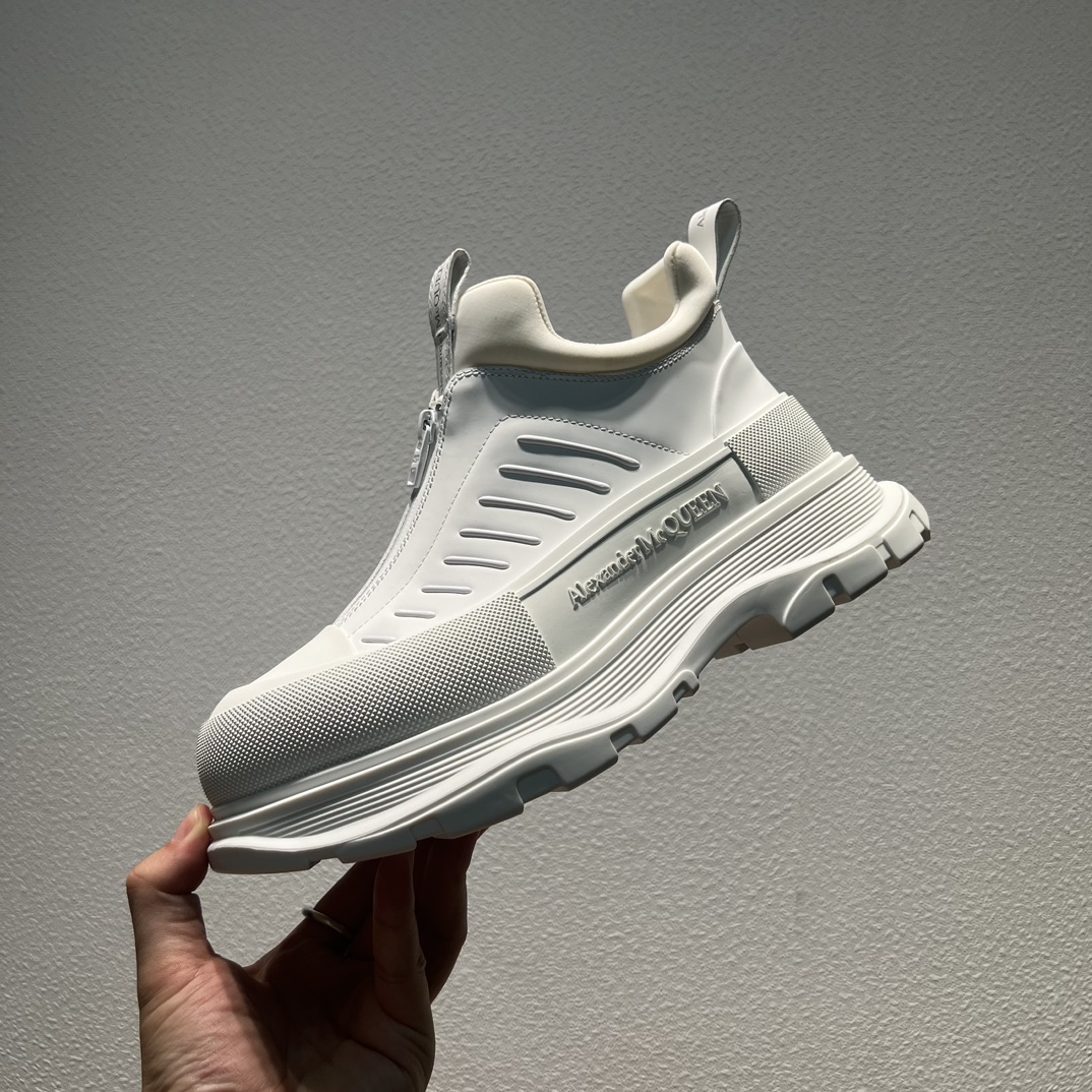 Alexander Mcqueen Male Basic Shoes M