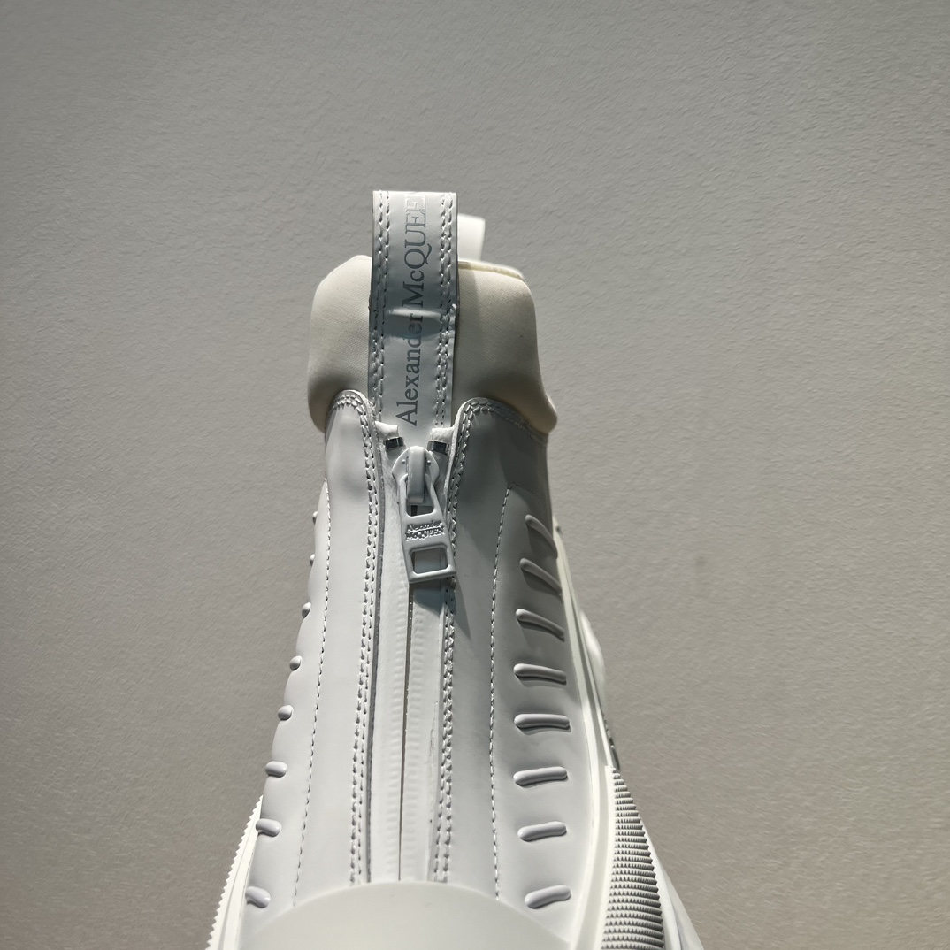 Alexander Mcqueen Male Basic Shoes M