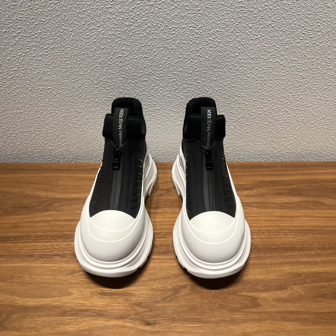 Alexander Mcqueen Male Basic Shoes M