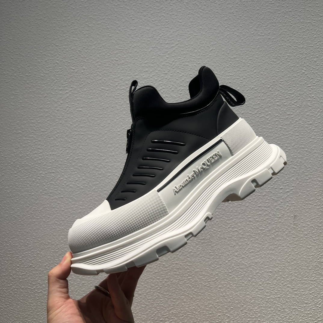 Alexander Mcqueen Male Basic Shoes M