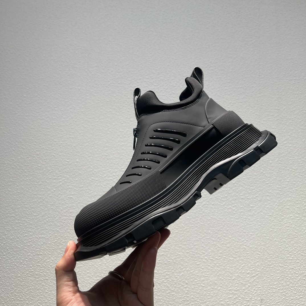 Alexander Mcqueen Male Basic Shoes M