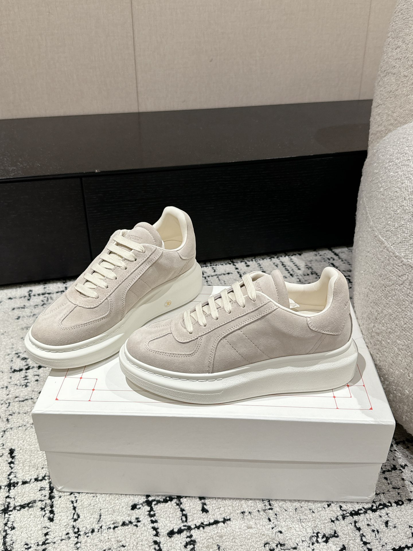 Alexander Mcqueen Male Sneakers M-l-s