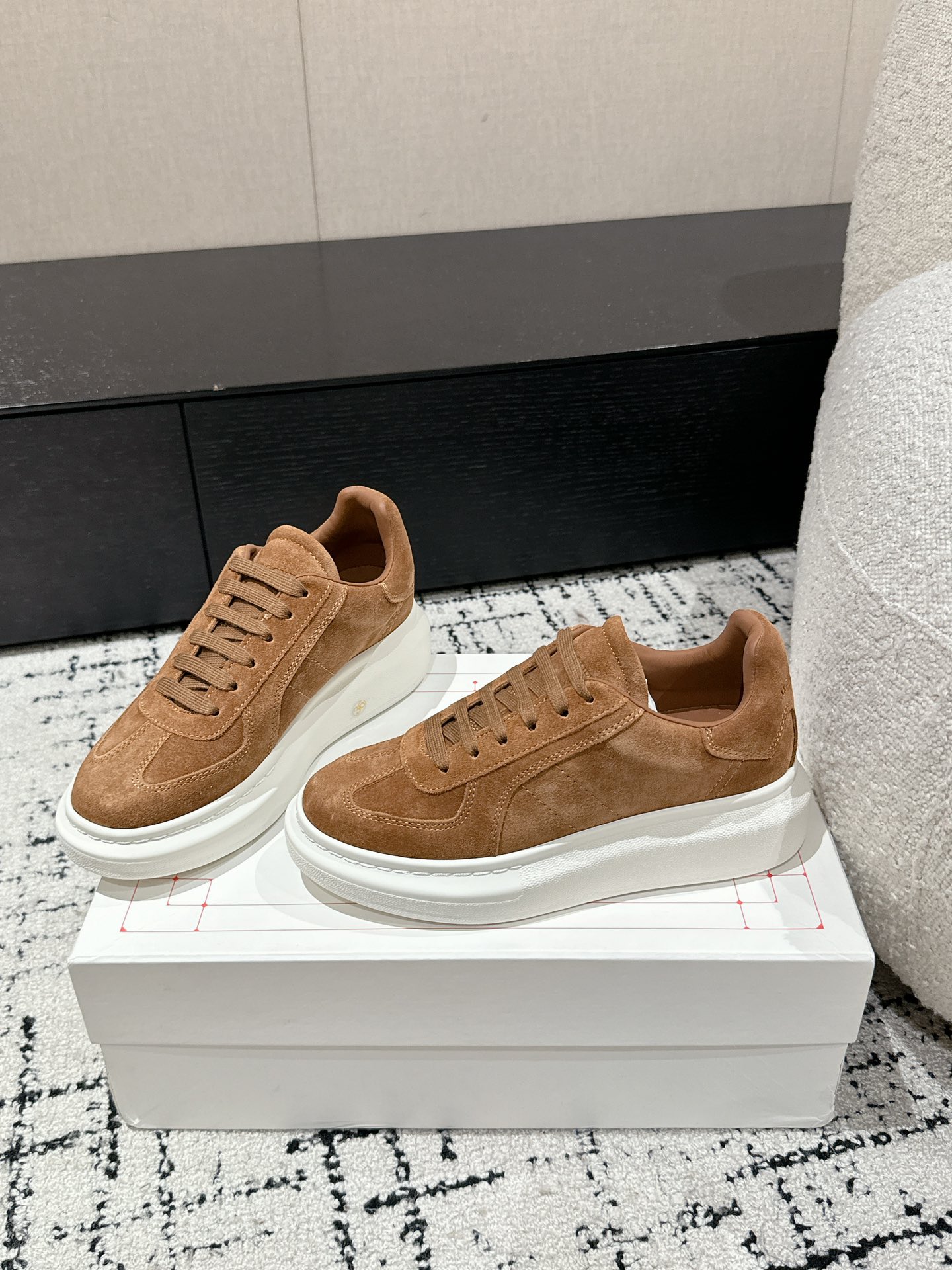 Alexander Mcqueen Male Sneakers M-l-s