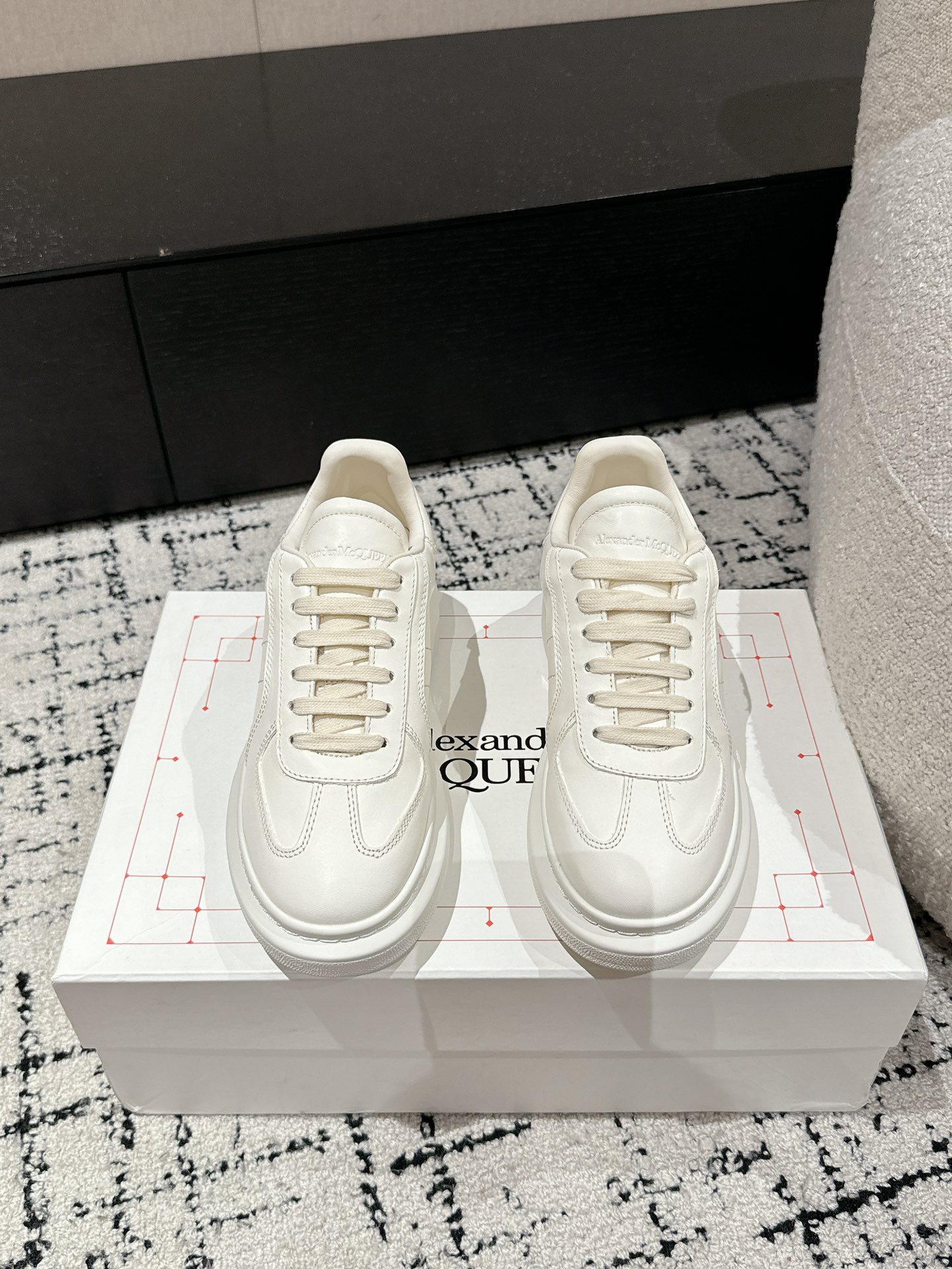 Alexander Mcqueen Male Sneakers M-l-s